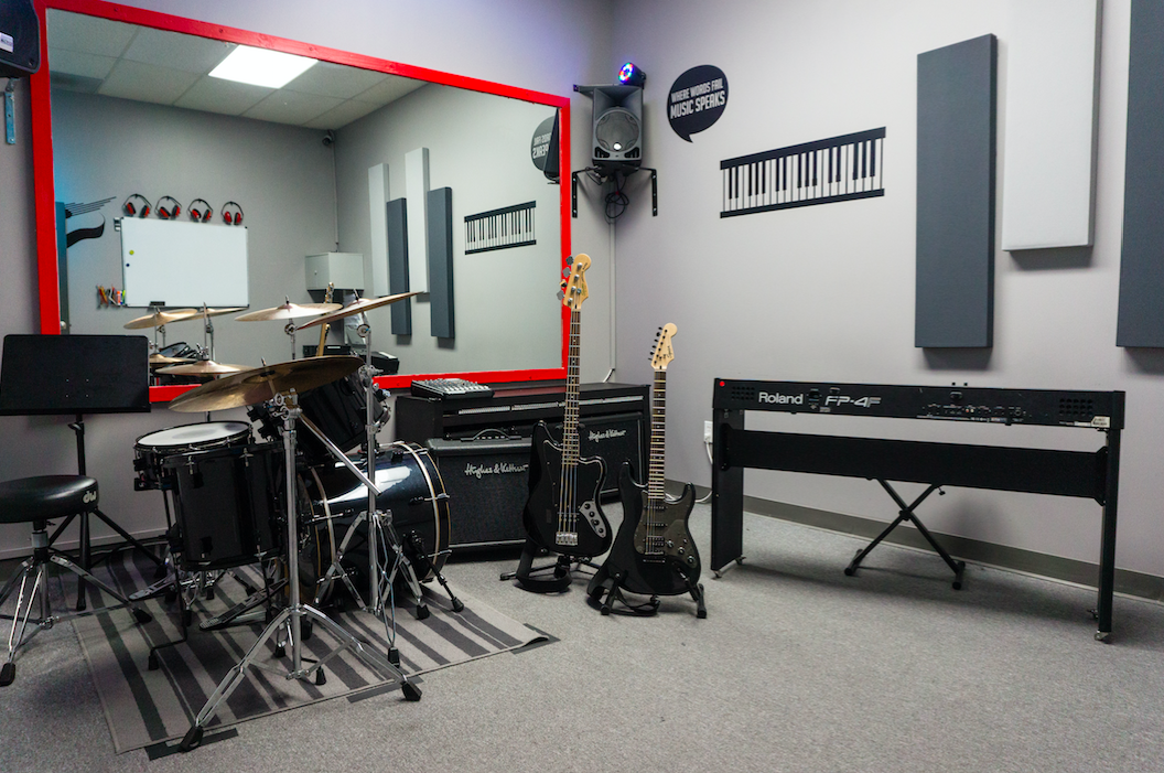 Band-room-horizontal-screenshot